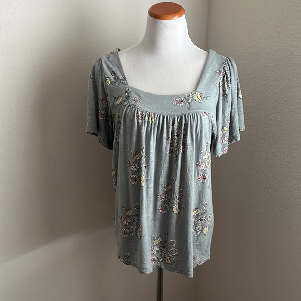 Flowy top